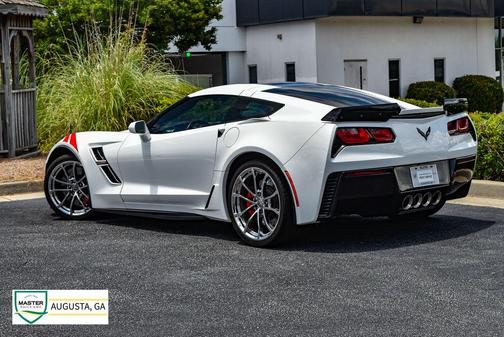 Arctic White 2017 Chevrolet Corvette Grand Sport
