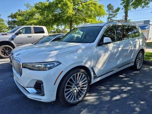 Alpine White 2020 BMW X7 xDrive40i