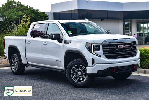 Summit White 2024 GMC Sierra 1500 AT4
