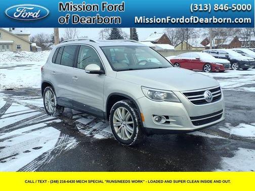 2010 Volkswagen Tiguan SEL