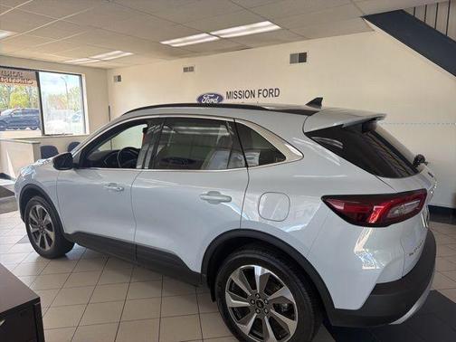 White 2025 Ford Escape Platinum