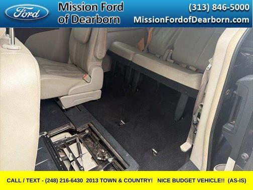 2013 Chrysler Town & Country Touring