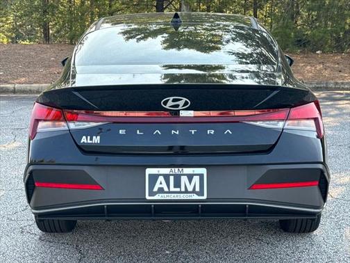 2025 Hyundai ELANTRA Sport