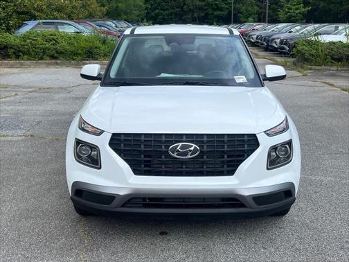 2025 Hyundai VENUE SE