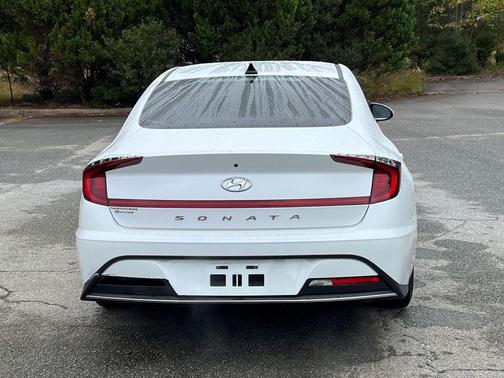 2021 Hyundai SONATA SE