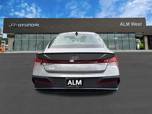 2026 Hyundai ELANTRA Sport