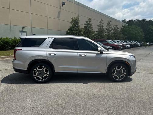 2025 Hyundai PALISADE SEL Premium