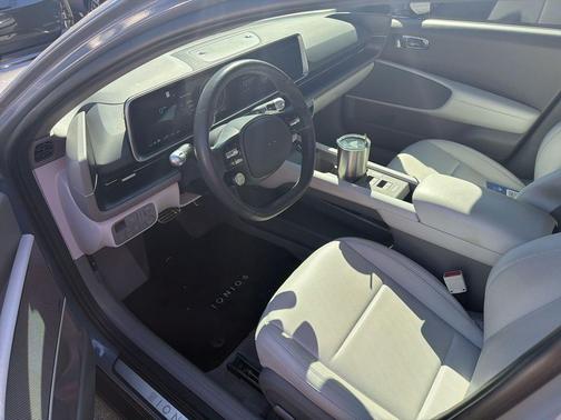 2023 Hyundai IONIQ 6 Limited
