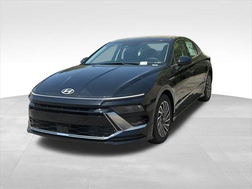 2025 Hyundai SONATA Hybrid SE