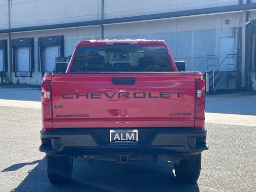 2023 Chevrolet Silverado 2500 Custom