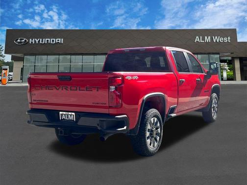 2023 Chevrolet Silverado 2500 Custom