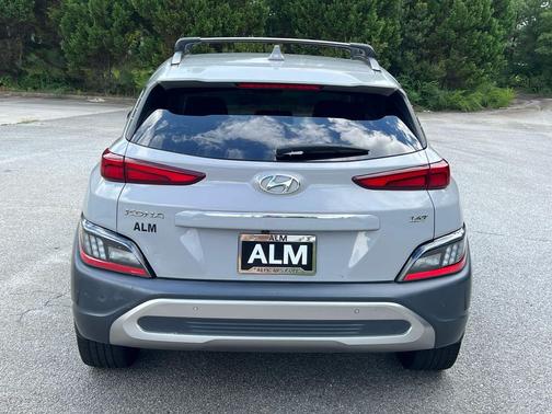 2022 Hyundai KONA Limited