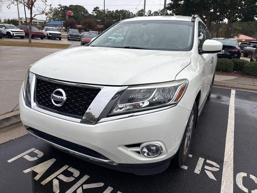 2015 Nissan Pathfinder SV