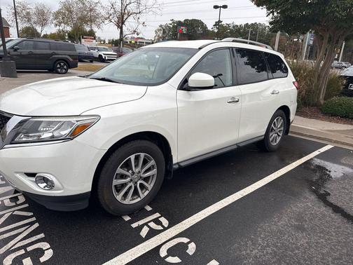 2015 Nissan Pathfinder SV