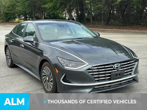 2022 Hyundai SONATA Hybrid Limited