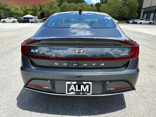 2022 Hyundai SONATA Hybrid Limited