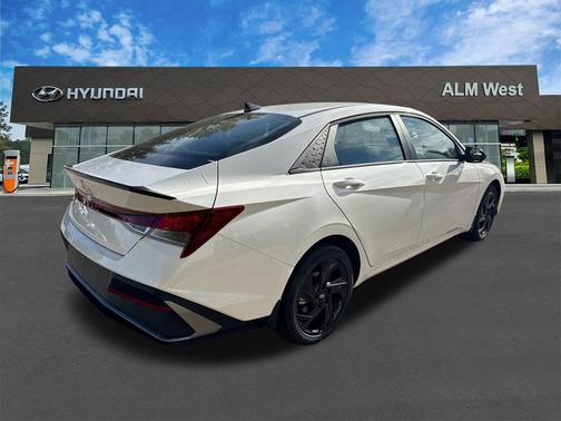 2026 Hyundai ELANTRA Sport