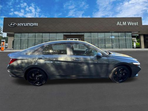 2026 Hyundai ELANTRA Sport