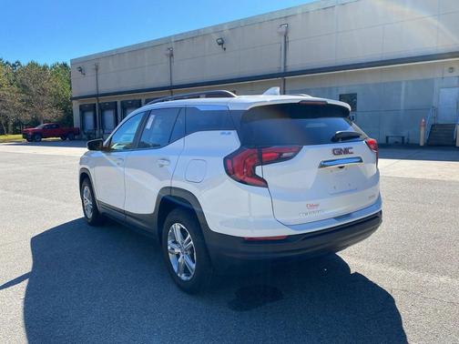 2021 GMC Terrain SLE