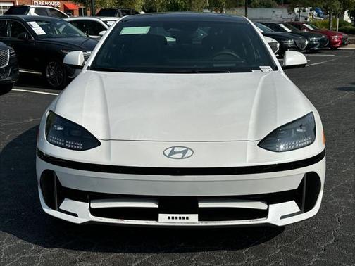 2025 Hyundai IONIQ 6 Limited