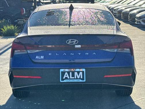 2025 Hyundai ELANTRA Sport