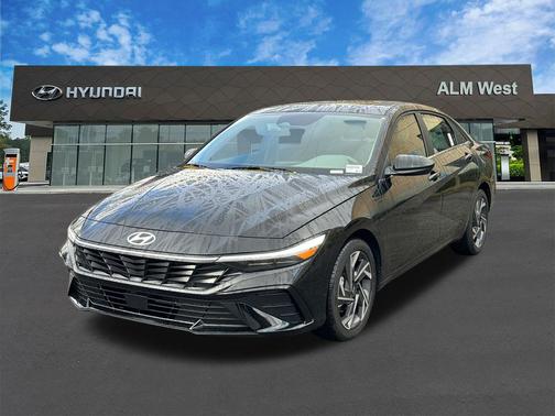 2025 Hyundai ELANTRA SEL