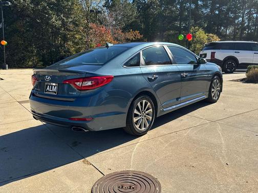 2016 Hyundai SONATA Sport