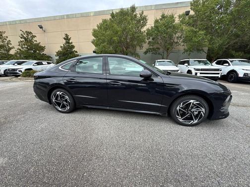 2026 Hyundai SONATA SEL