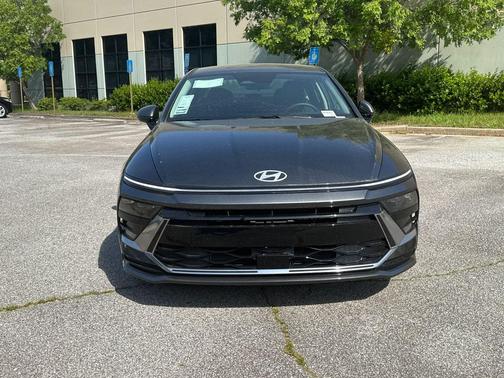 2025 Hyundai SONATA Hybrid SE
