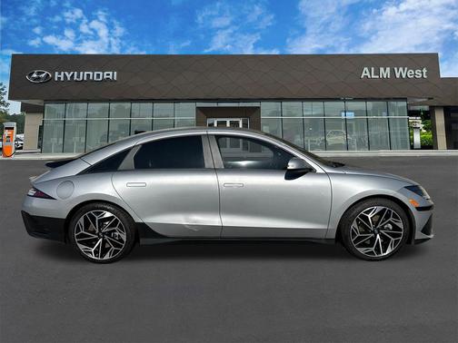 2023 Hyundai IONIQ 6 SEL