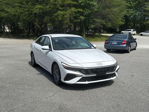 2024 Hyundai ELANTRA HEV Blue