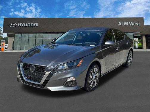 2022 Nissan Altima S FWD