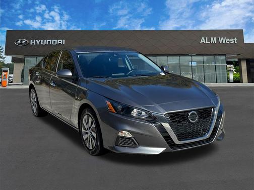 2022 Nissan Altima S FWD