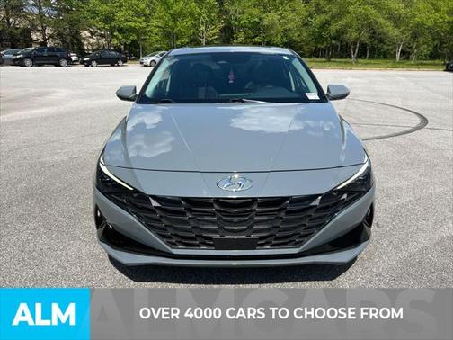 2022 Hyundai ELANTRA Limited