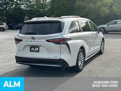 2024 Toyota Sienna Limited 7-Passenger