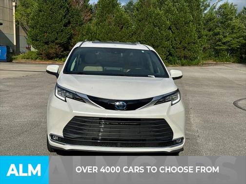 2024 Toyota Sienna Limited 7-Passenger