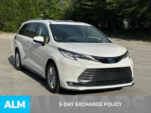 2024 Toyota Sienna Limited 7-Passenger