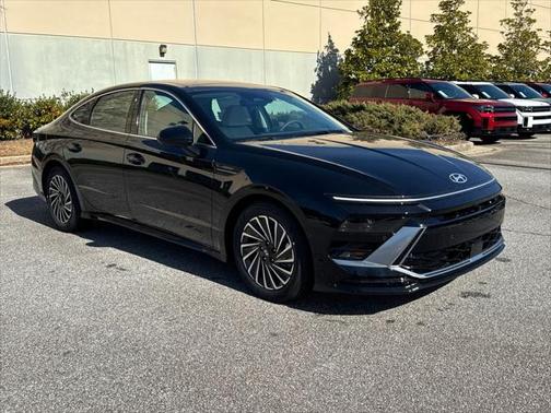 2025 Hyundai SONATA Hybrid Limited