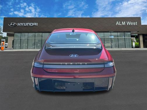 2024 Hyundai IONIQ 6 SEL
