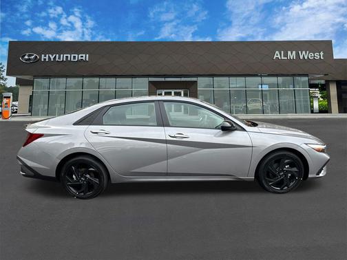 2026 Hyundai ELANTRA Sport