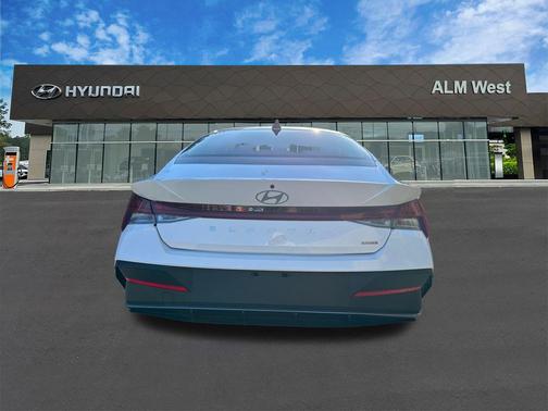 2026 Hyundai ELANTRA HEV Blue