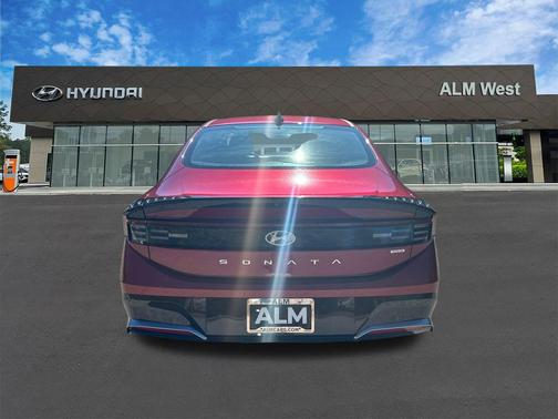 2025 Hyundai SONATA Hybrid SE