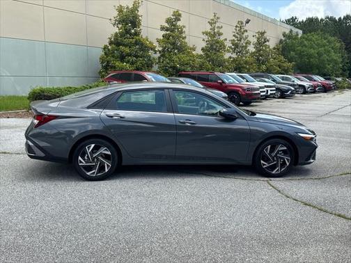 2025 Hyundai ELANTRA Sport