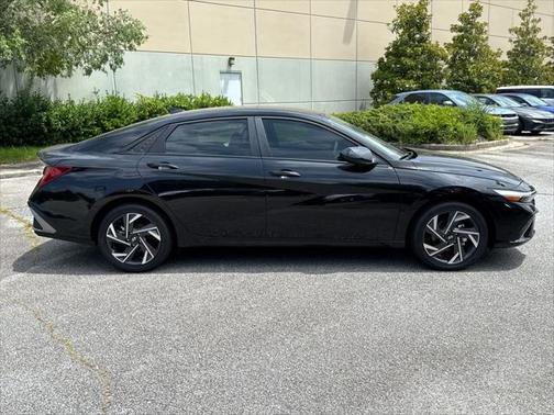 2025 Hyundai ELANTRA Sport