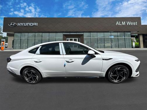 2026 Hyundai SONATA SEL