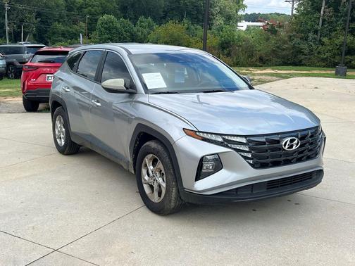 2024 Hyundai TUCSON SE