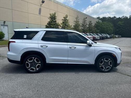 2025 Hyundai PALISADE SEL Premium