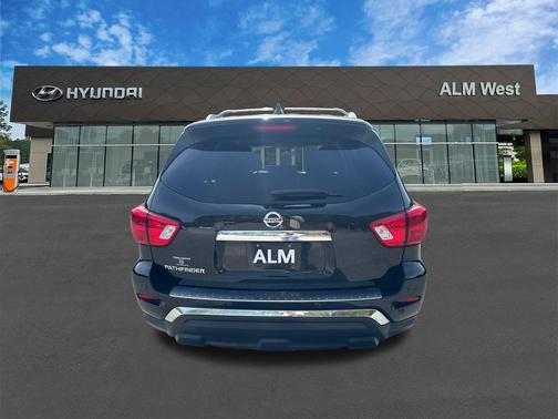 2020 Nissan Pathfinder S 2WD