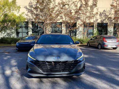 2022 Hyundai ELANTRA HEV Limited