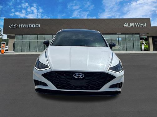 Quartz White 2022 Hyundai SONATA SEL Plus